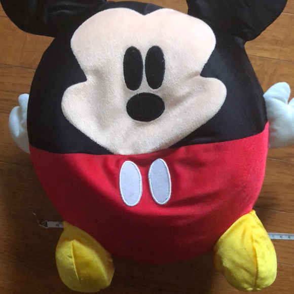 Round Mickey Mouse micro bead pillow plush - Picture 7 of 8